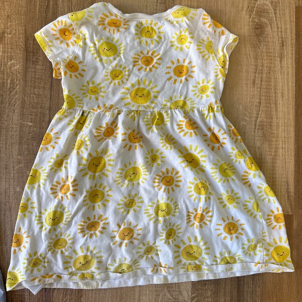 Dress Bundle 4T | Old Navy &‎ Cat & Jack